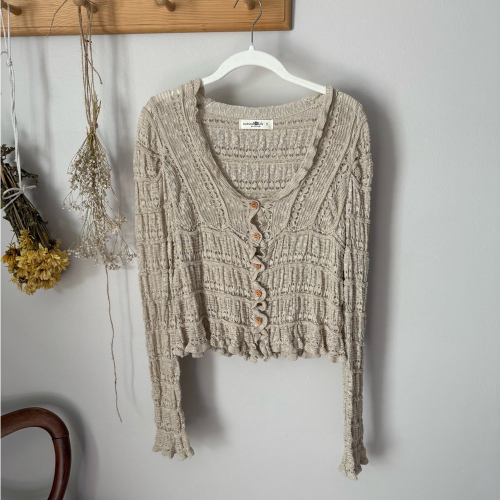 NATURAL LIFE Juliet Ruffle Sweater Top
